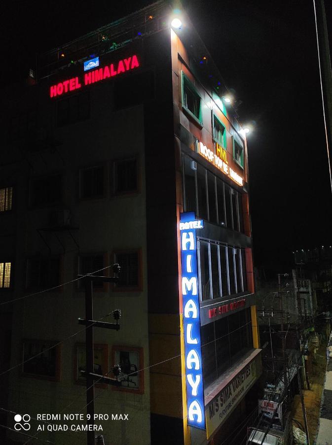 Hotel Himalaya Агартала Экстерьер фото